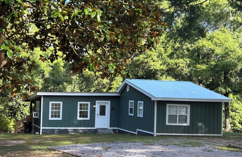 Lucedale Cabin | Magnolia Cabin - Peaceful, Relaxing Getaway Nestled on the Farm
