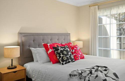 Bowral House | Magnolia Cottage - Your private Bowral getaway!