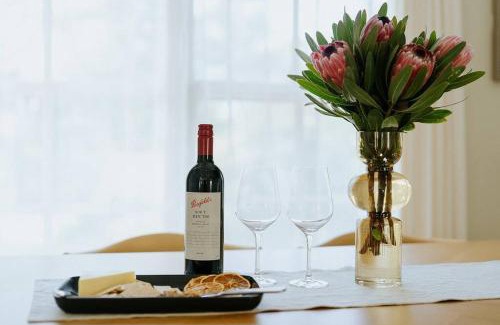 Bowral House | Magnolia Cottage - Your private Bowral getaway!