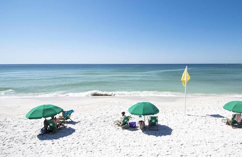 Holiday Isle Apartment | Magnolia House #210