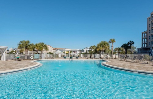 Holiday Isle Apartment | Magnolia House #210