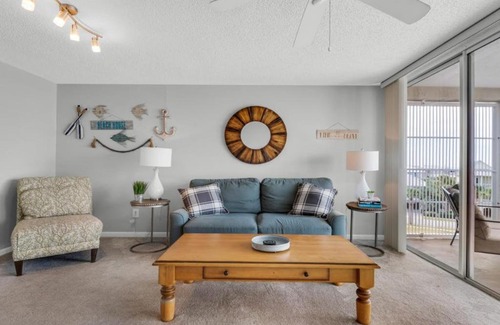 Holiday Isle Apartment | Magnolia House at Pointe by TO