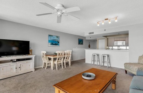 Holiday Isle Apartment | Magnolia House at Pointe by TO