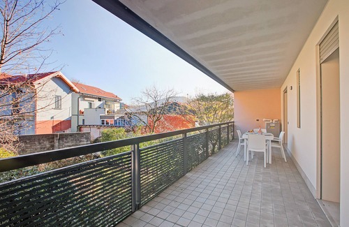 Laveno Apartment | Magnolia, Laveno Mombello, Italy