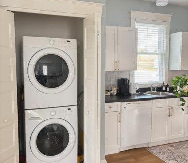 Cherry Valley House | Magnolia Moon Cottage at East Lake Shores