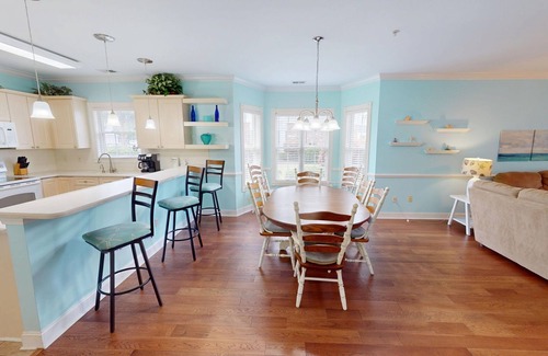 Central Myrtle Beach Apartment | Magnolia Pointe Luster Leaf 4891-101 3 Bedroom Home