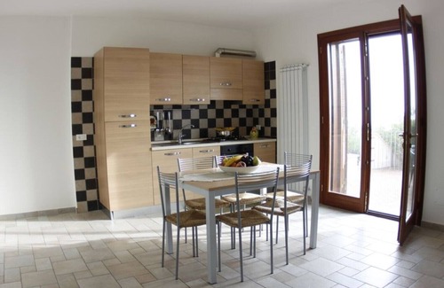 Itri Villa | Magnolia Sleeps 6 (2 Bedrooms) Villa With Pool, Hills And Sea Views