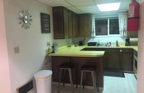 College Place Apartment | Magnolia Suite - Sleeps 2-4 - Spacious - 3 miles from Downtown Walla Walla