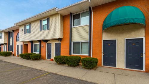 North Canton Hotel | Magnuson Hotel Extended Stay Canton Ohio