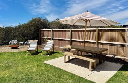 Aldinga Beach House | Magpie Sands · Ocean Views + Seaside Luxury | Steps to beach
