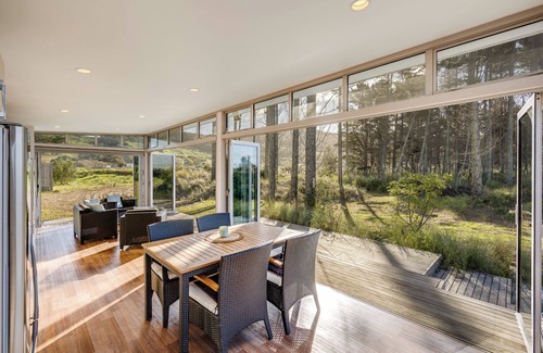 Mahia House | Mahanga Dunes Retreat - Mahia Holiday Home
