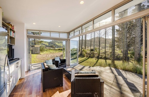 Mahia House | Mahanga Dunes Retreat - Mahia Holiday Home
