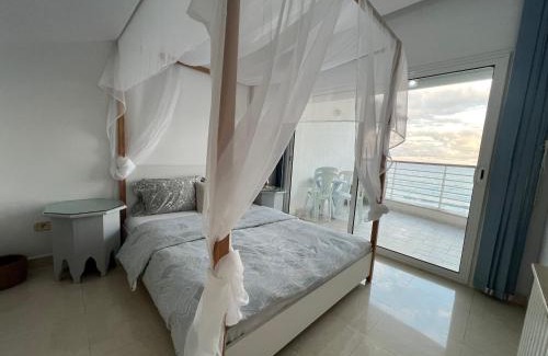 Hiboun Apartment | Mahdia front sea balcony 2