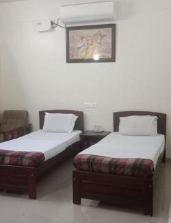 Mahe Hotel | Mahe Residency