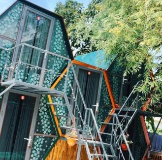 Van Don Hotel | Mai Homestay Quan Lạn