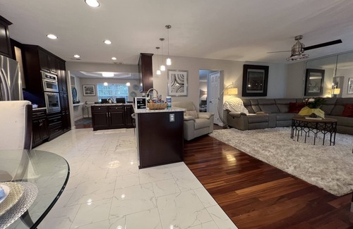 Newport News House | Mai Villa-Hampton - Where good times happen!