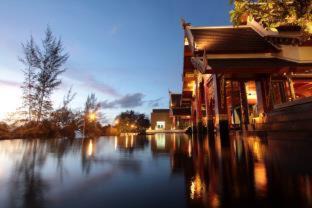 Mai Khao Hotel | Maikhao Palm Beach Resort - SHA Plus
