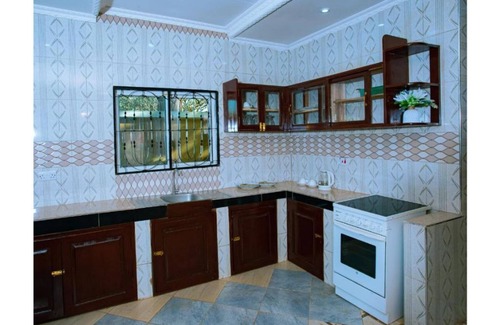 Moshi Apartment | Maili 6 Private Apartments - NYATI