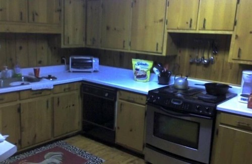 Groveoak Cabin | Main Channel, 47' Hdtv, Wifi, & Pool Table