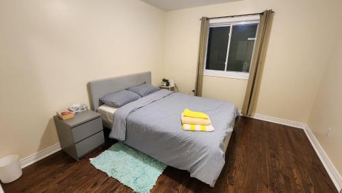 Newmarket House | main flooor