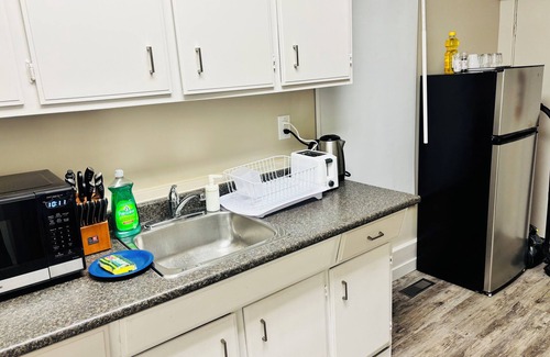 Mission District House | Main Floor 1 Bedroom Suite with Parking