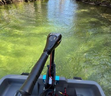 Weeki Wachee Gardens Villa | Main River Retreat hot tub, canoe with trolling motor