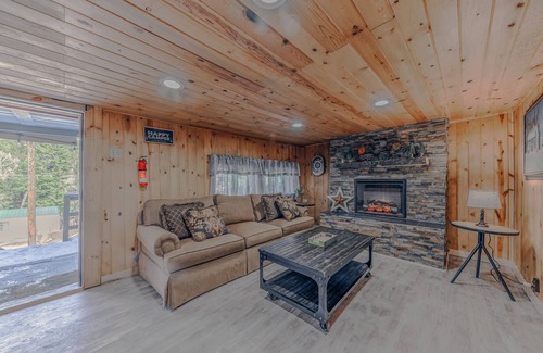 Ruidoso Cabin | Main Squeeze: Where It All Began