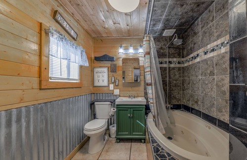 Ruidoso Cabin | Main Squeeze: Where It All Began