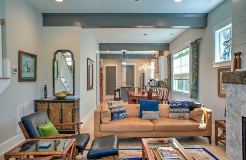 Brevard House | Main Street Alchemy | Prime Location | Downtown Brevard