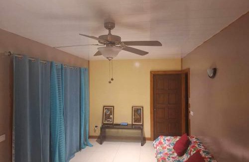Avatoru Apartment | Maina Lodge