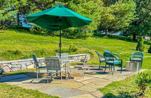 Winter Harbor House | Maine Attraction
