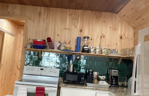 Readfield Cabin | Maine Cabin Masters Camp completely redone waiting for a Lake loving family !