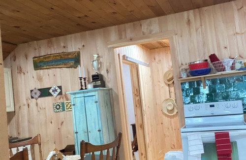 Readfield Cabin | Maine Cabin Masters Camp completely redone waiting for a Lake loving family !