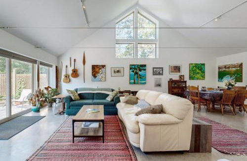 Ellsworth House | Maine's Nature Getaway