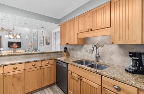 Miramar Beach Condo | Mainsail 182 - Beach-Front, Penthouse, Free Beach Service