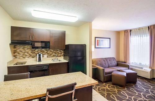 Fargo Hotel | MainStay Suites Fargo - I-94 Medical Center