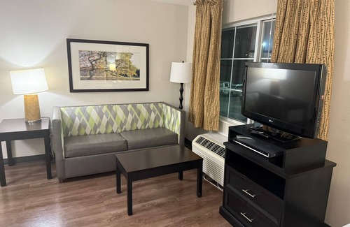 Chantilly Hotel | MainStay Suites Washington Dulles Airport