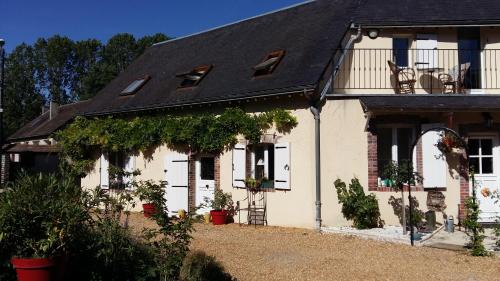 Saint-Martin-de-Nigelles Bed & Breakfast | Maintenon Saint Martin de nigelles, maison d'hôtes Marguerite