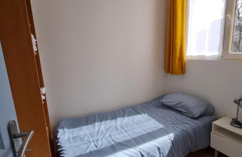 Anatole France Danton Apartment | MAIRIE, Apart 50 m2 , Lumineux , Rénové , 4 Pers.