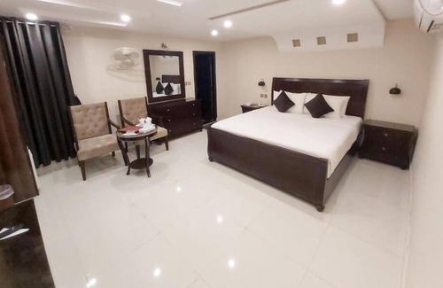 Gulberg Hotel | Mairona Hotels Gulberg