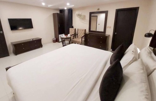 Gulberg Hotel | Mairona Hotels Gulberg
