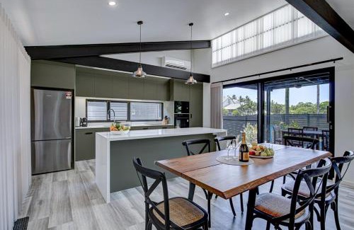 Mission Beach House | Maisie