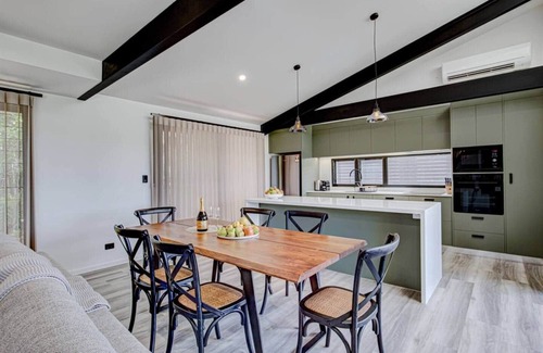 Mission Beach House | Maisie - perfect family retreat