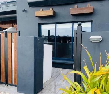 Caherdaniel Apartment | Maisie Ryan's Beach Accommodation