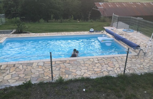 Saint-Constant-Fournoules House | Maison de Campagne Avec Piscine Privative Chauffée