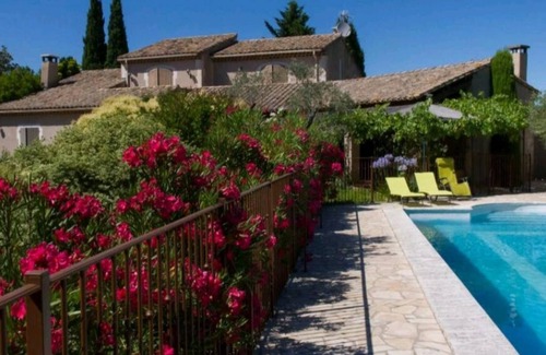 Saint-Didier-au-Mont-d'Or House | Maison Provençale au Coeur de Lyon