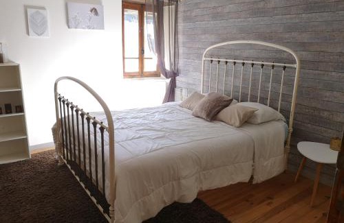 Saint-Saturnin House | Maison traditionnelle en Lozère