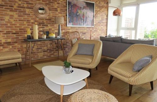 Perros-Guirec House | Maison à 250m de la plage avec terrasse et vue mer à Perros-Guirec - FR-1-368-191