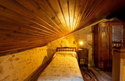 Saint-Front-la-Riviere House | Maison à la campagne avec 2 chambres, Wifi, parking, animaux acceptés - FR-1-616-117