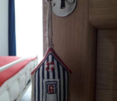 Lancieux House | Maison à Lancieux de plain pieds avec cour fermée